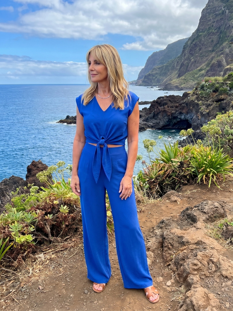 Maelette | Simple V Neck Strap Short Top Wide-leg Pants Sets