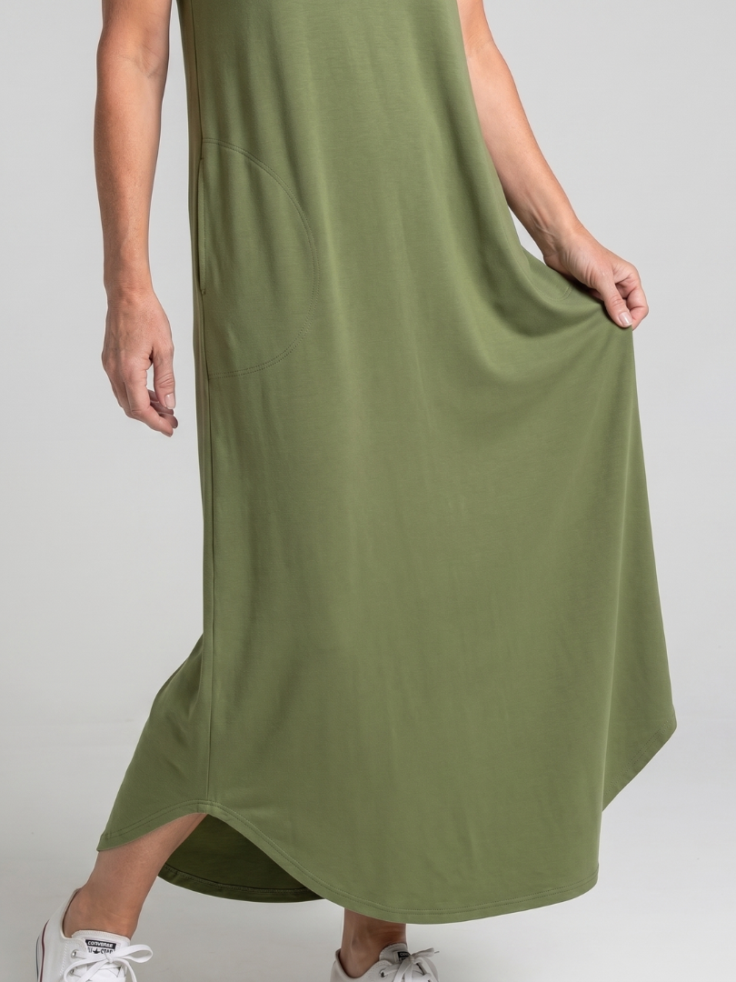 Tesmarie | Sleeveless Tropical Leaf Print Midi Dress