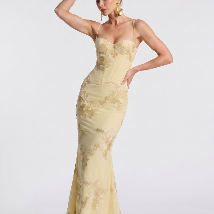 Casmae | Embroidered Strap Fitted Maxi Dress