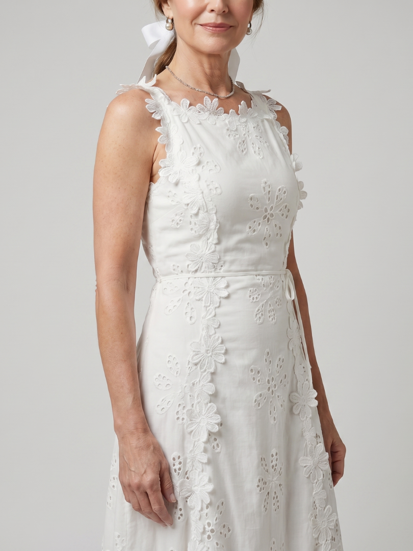 Odaney | Sleeveless Fitted Bodice Lace Midi Dress