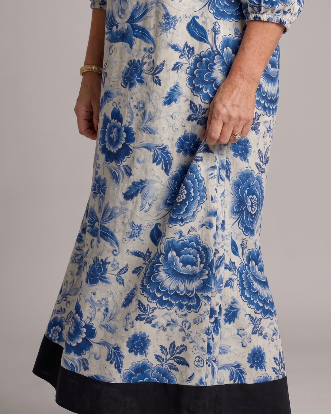 Sabina | Blue Porcelain Floral Pocket Detail Midi Dress