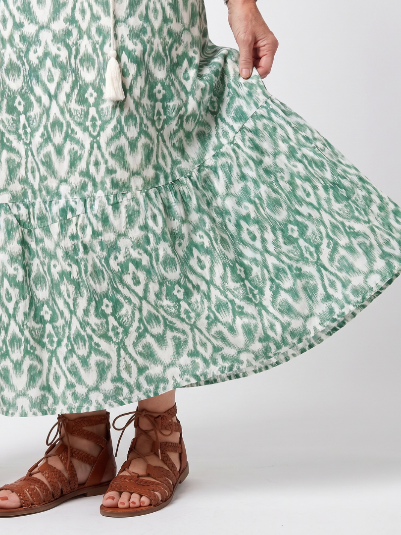 Marna | Pattern V Neck Tassel Midi Dress