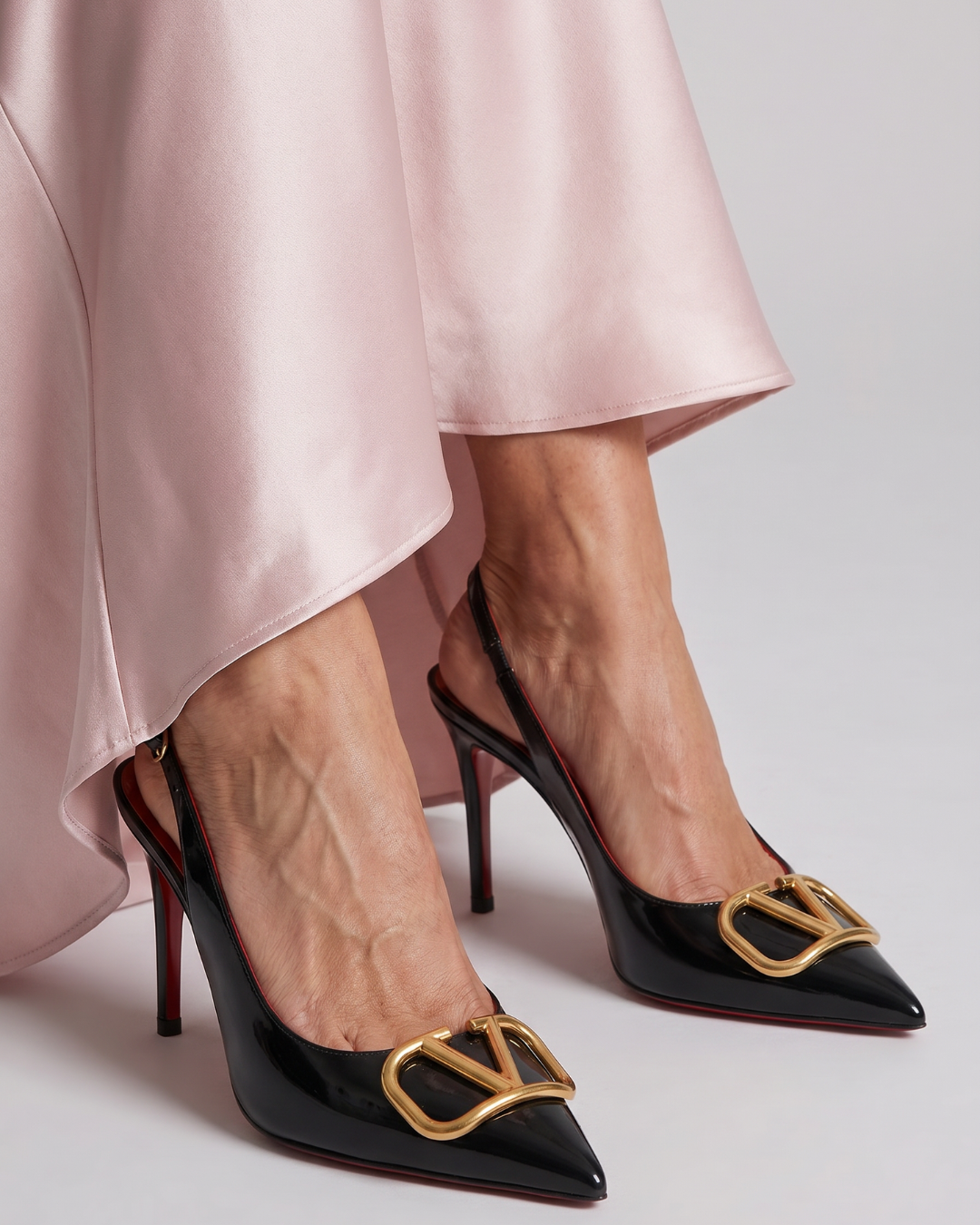 Safflette | Pointed Toe Slingback Stiletto Pumps