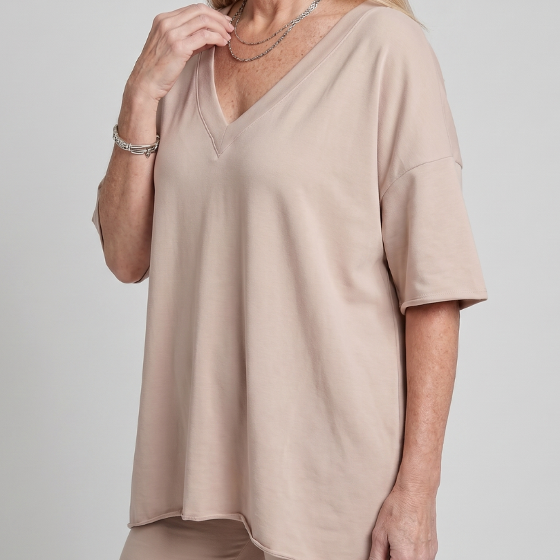 Saffthea | V Neck Top And Shorts Relaxed Fit Set