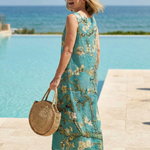 Vionia | Soft Line Midi Dress