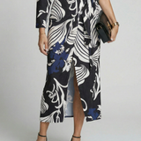 Sabnia | Relaxed Wrap Midi Dress