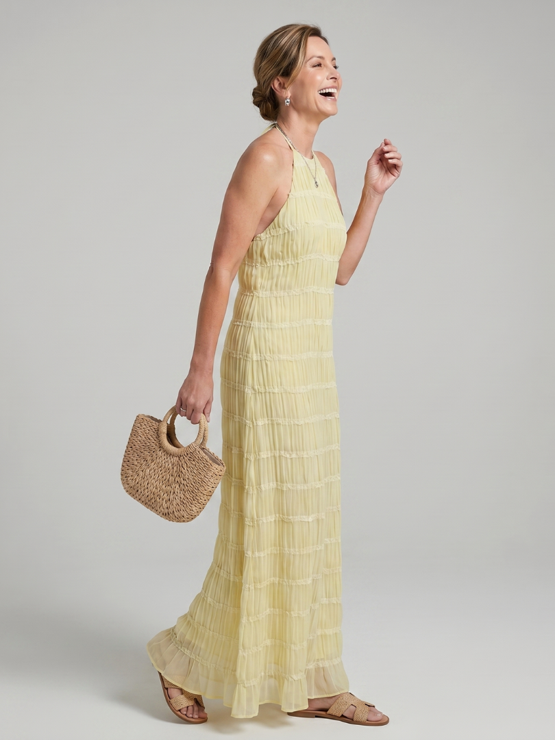 Vesette | Textured Fringe Fitted Silhouette Maxi Dress