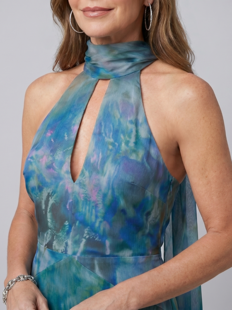 Marndra | Keyhole Halter Sleeveless Maxi Dress
