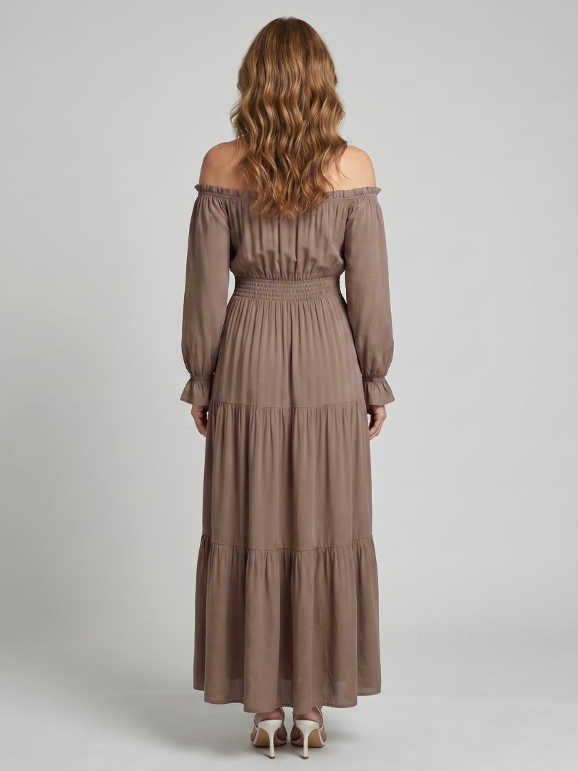 Sennarin | Off Shoulder Side Slit Midi Dress