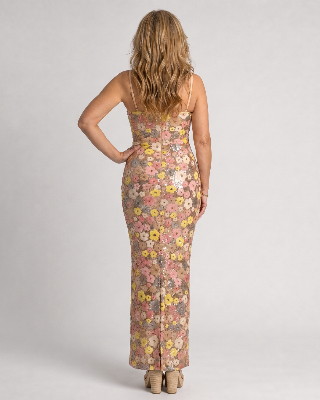 Corasia | Ditsy Floral Sleeveless Bodycon Midi Dress