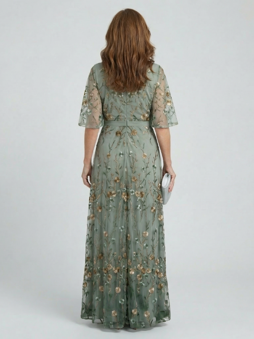 Isana | Halter Bloom Flow Maxi Dress