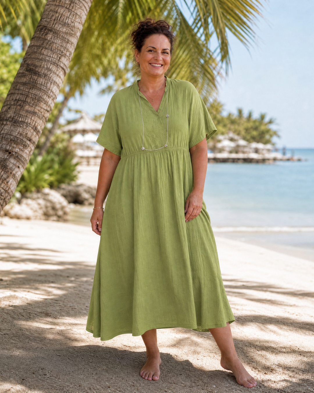 Thallyn | Textured V Neck Relaxed Short Sleeve Midi Dress