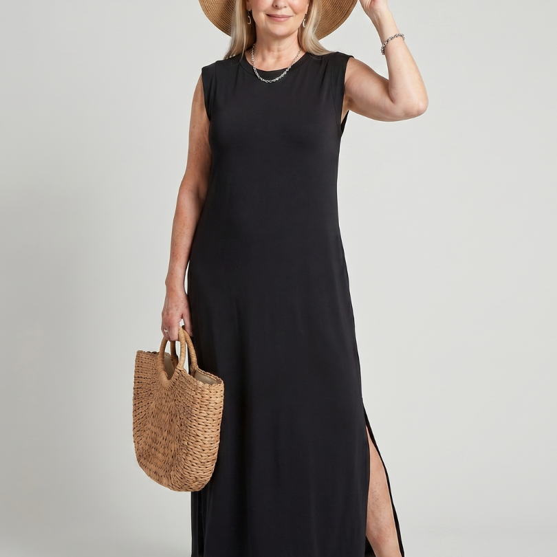 Liorania | Straight Silhouette Crew Neck Midi Dress