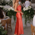 Celthea | Strapless Fitted Silhouette Midi Dress
