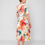 Linnlyn | Floral Print Short Sleeve V Neck Midi Dress