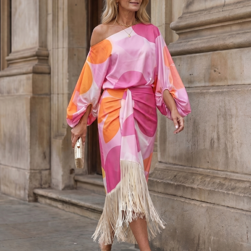 Briwynne | Abstract Print Fringe Hem Midi Dress