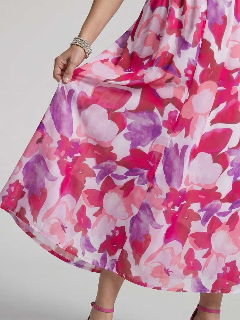 Larette | Puff Sleeve V Neck Abstract Print Midi Dress