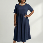 Verdra | Simple Gather Midi Dress