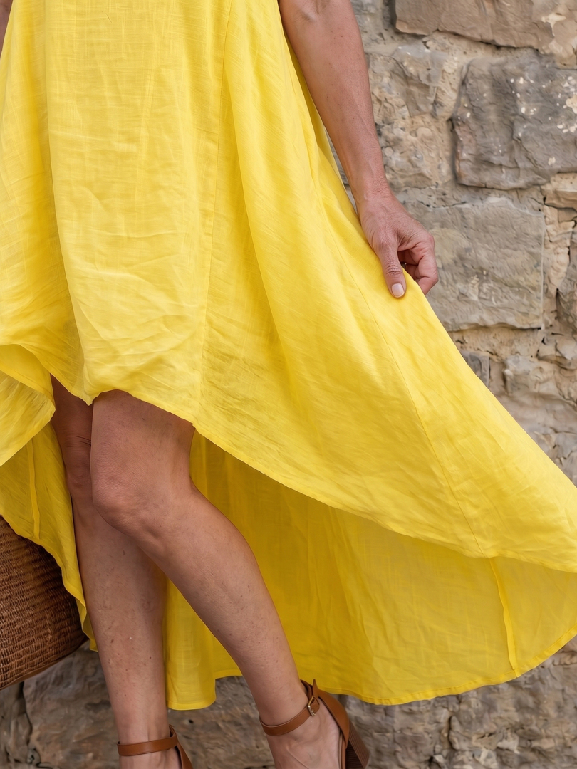 Rosthea | Flowing High Low Clean Neckline Midi Dress