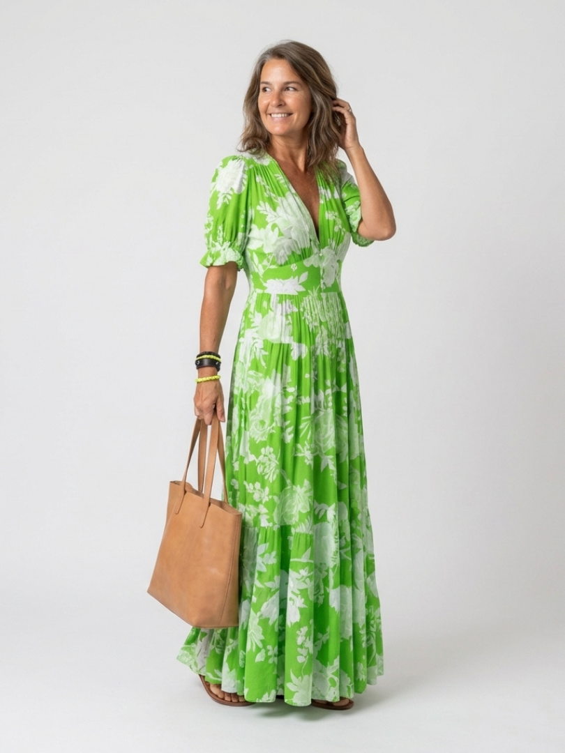 Hilabelle | Short Sleeve V Neck Floral Midi Dress