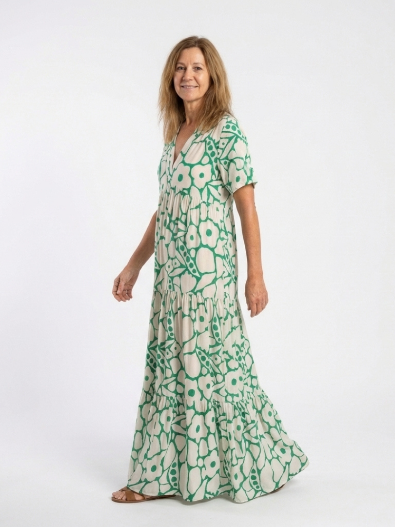 Dellyn | Short Sleeve V Neck Floral Midi Dress