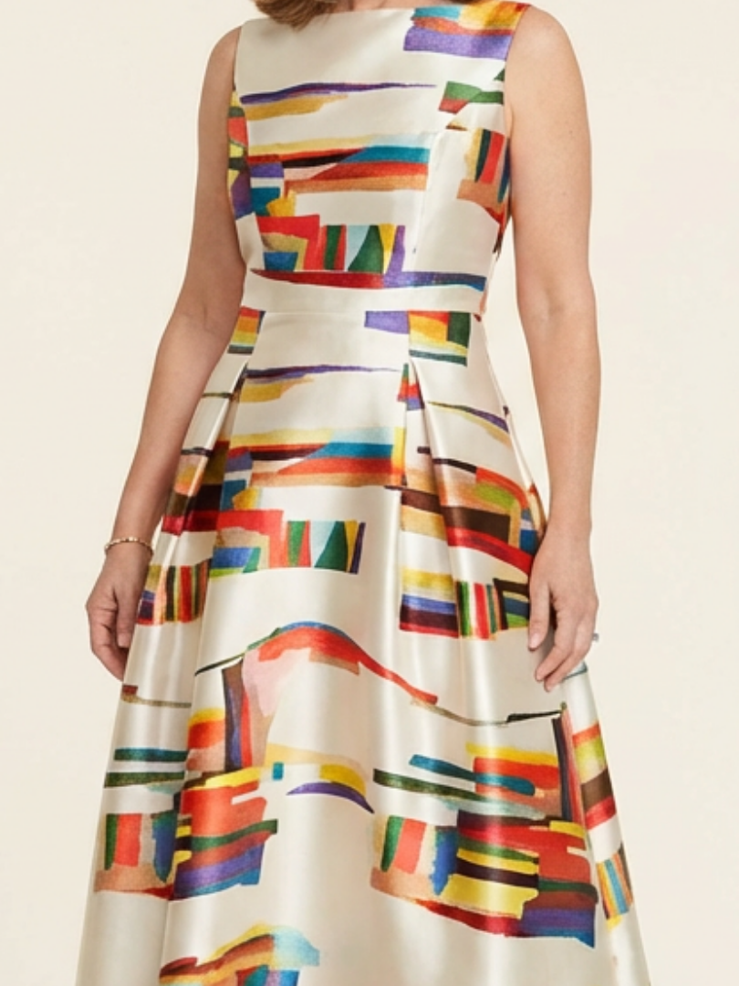 Valmarie | Sleeveless Round Neck Pleated Maxi Dress