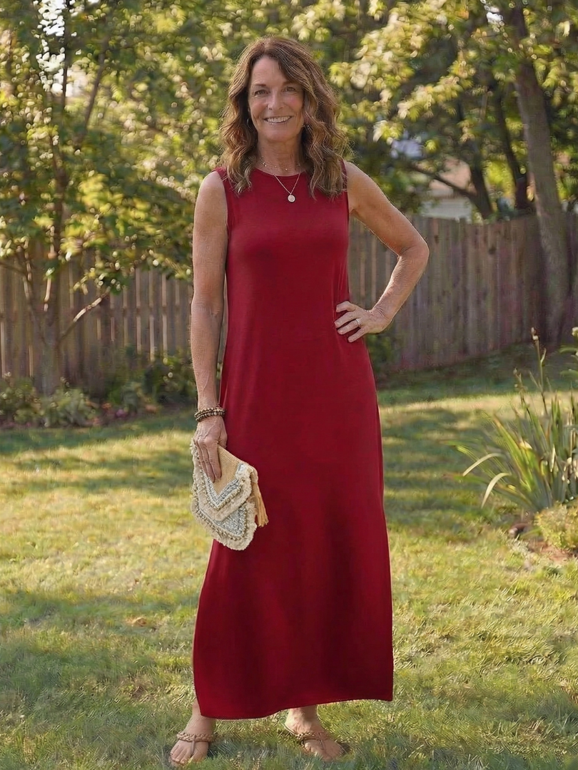Saffvia | Sleeveless Pocket Side Slit Midi Dress