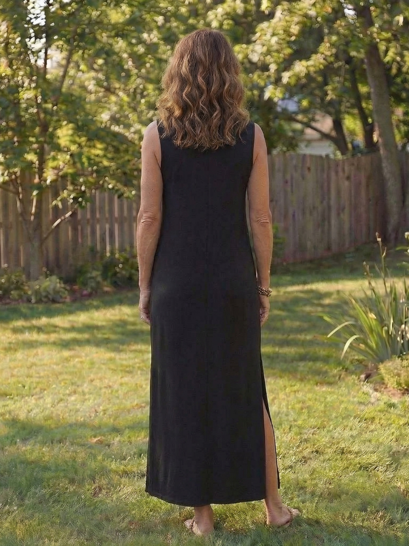 Saffvia | Sleeveless Pocket Side Slit Midi Dress