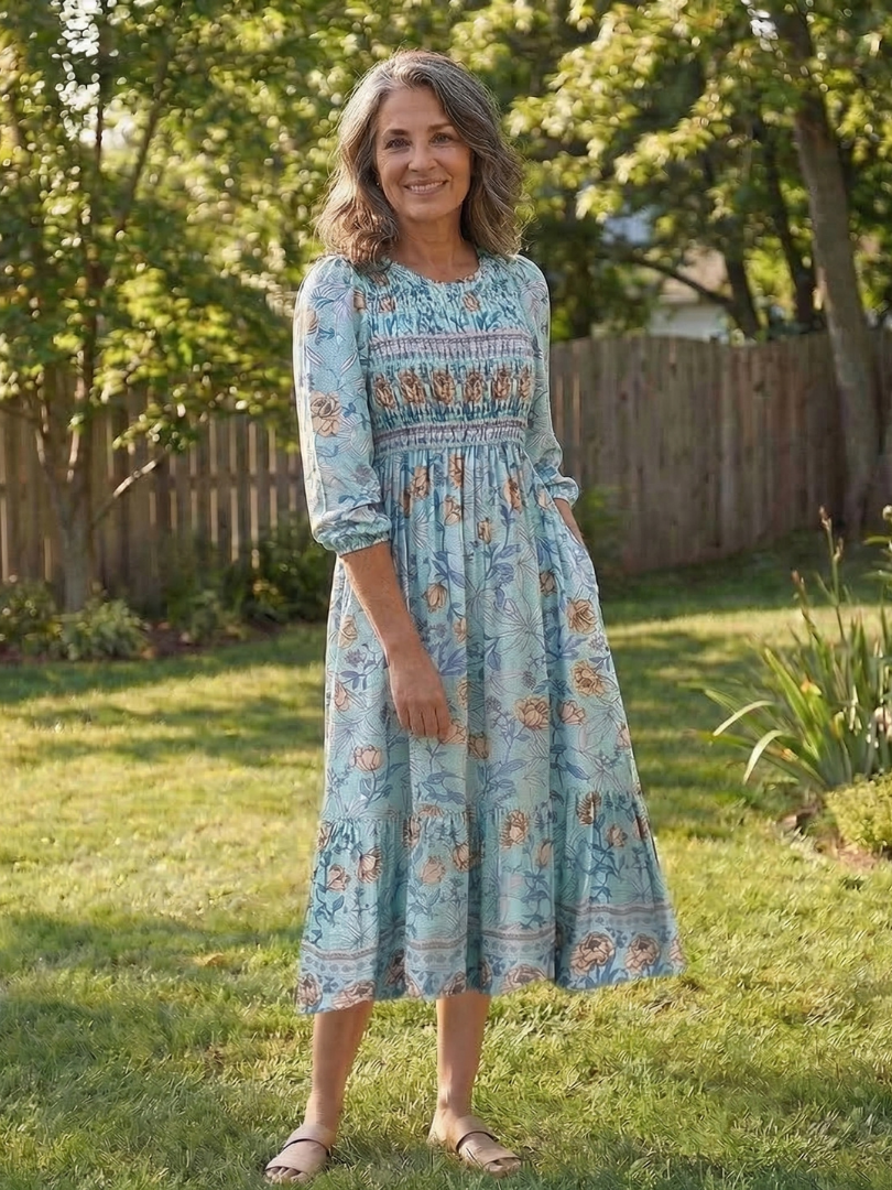 Larssa | Half Sleeve Smocked Floral Midi Dress
