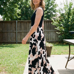 Frelia | Sleeveless Scoop Neck Printed Maxi Dress