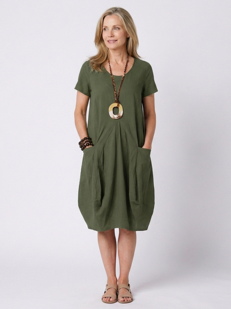 Selna | Short Sleeve Pleated Knee Length Dress